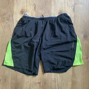Brooks Hi vis Run shorts